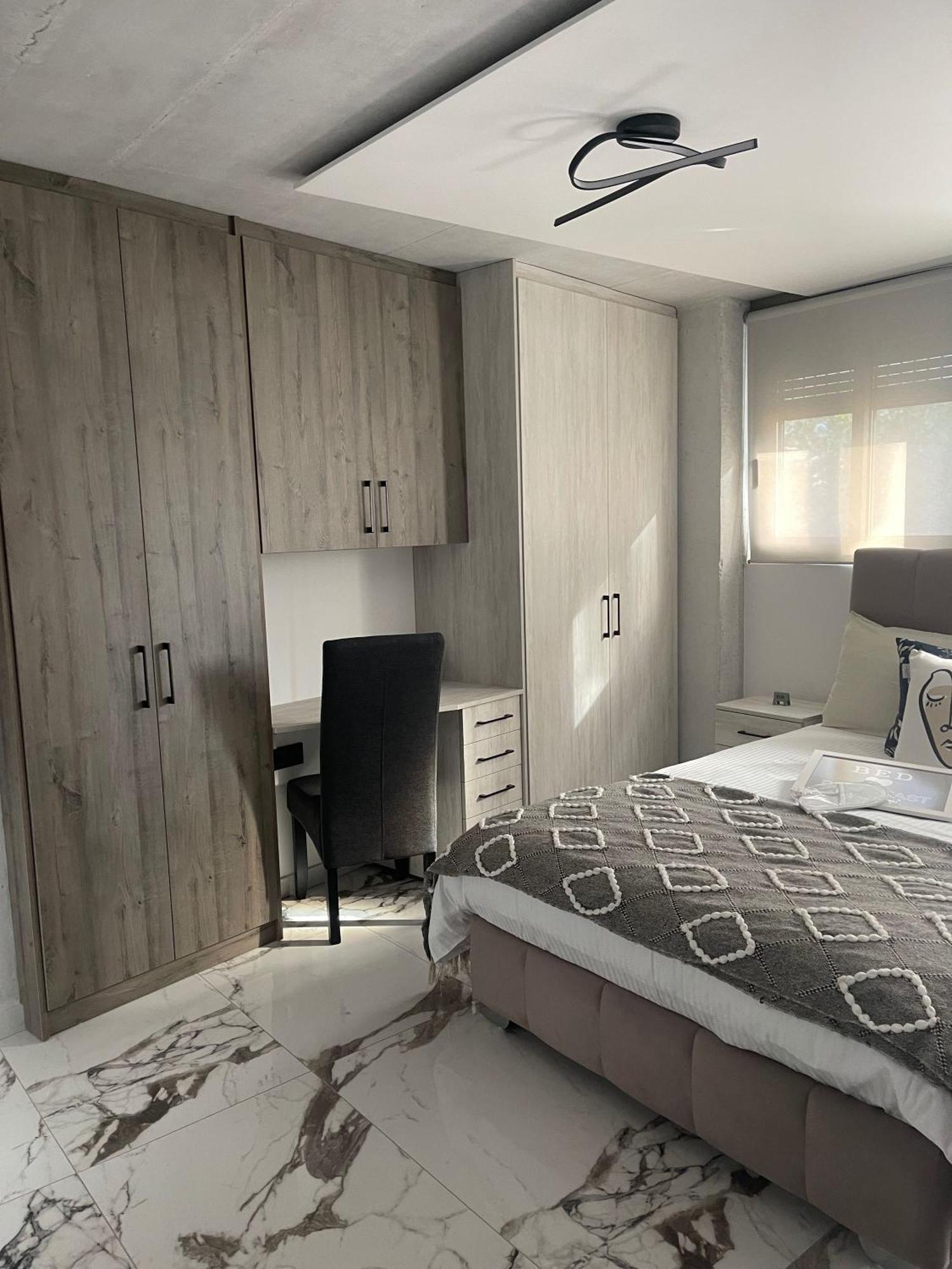 Sea View Apartment Patras Bagian luar foto